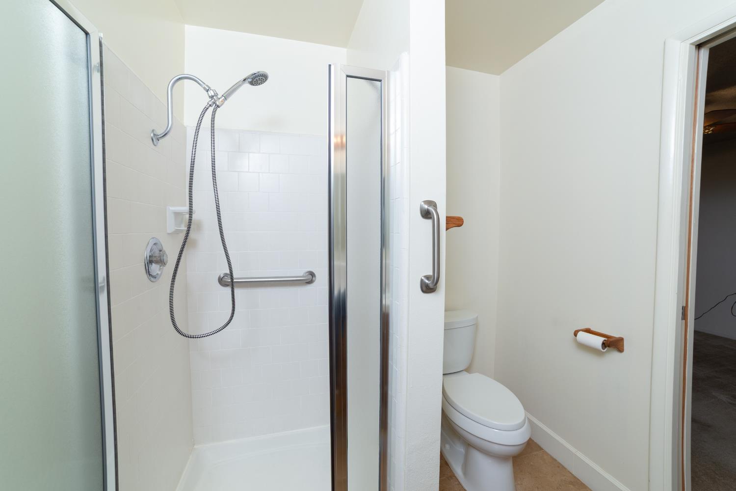 1514 E Escalon, Fresno, CA 93710