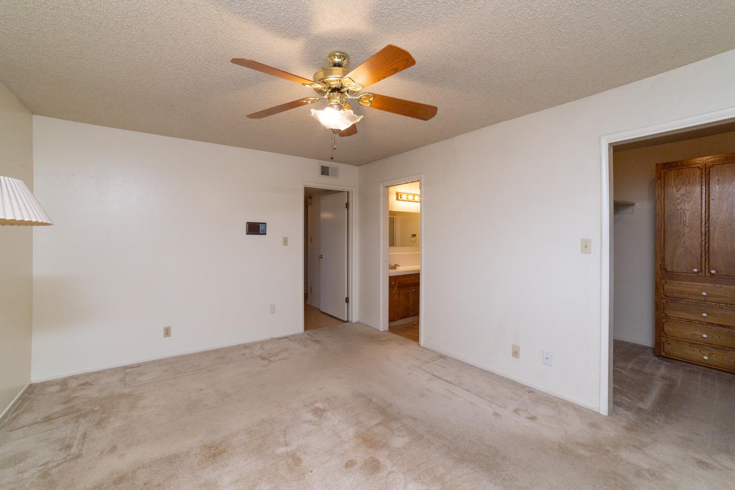 1514 E Escalon, Fresno, CA 93710