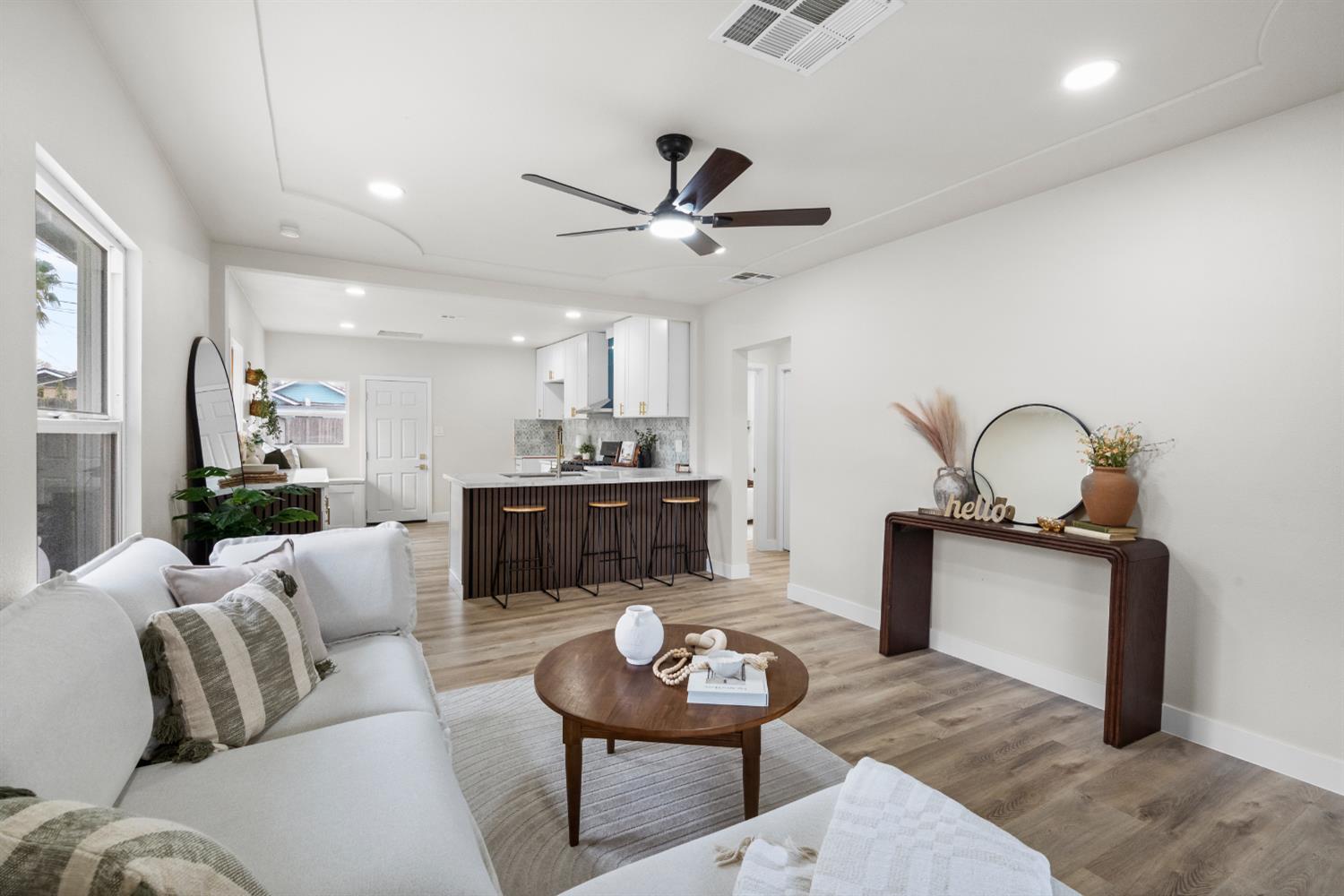 1377 N harrison, Fresno, CA 93728