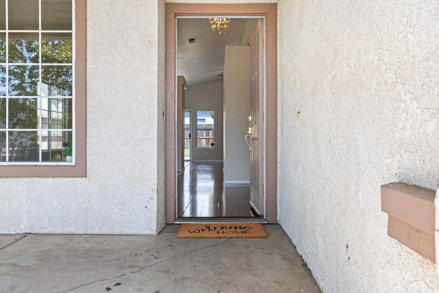 5634 W Donner Ave, Fresno, CA 93722