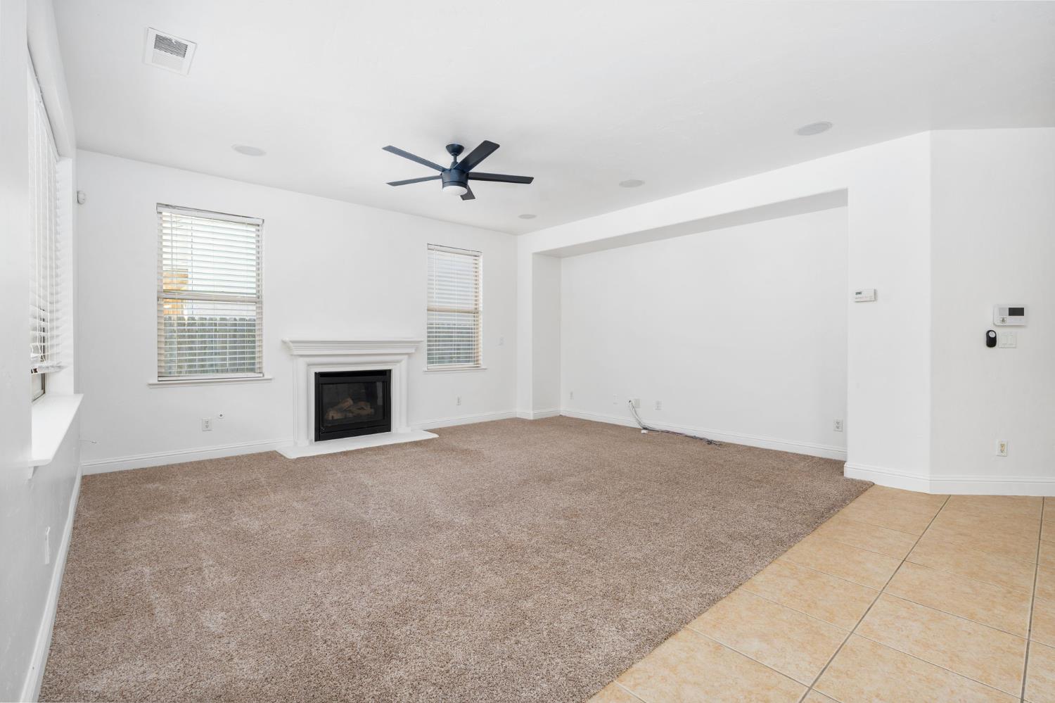 6632 W Dovewood Ln, Fresno, CA 93723