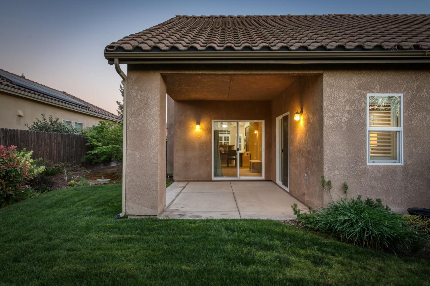 10687 N Tea Party Ln, Fresno, CA 93730