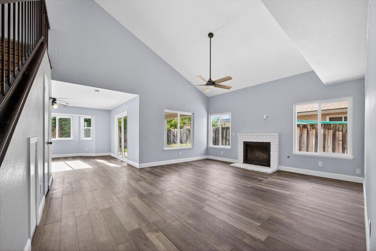 3279 N Berlin Ave, Fresno, CA 93722