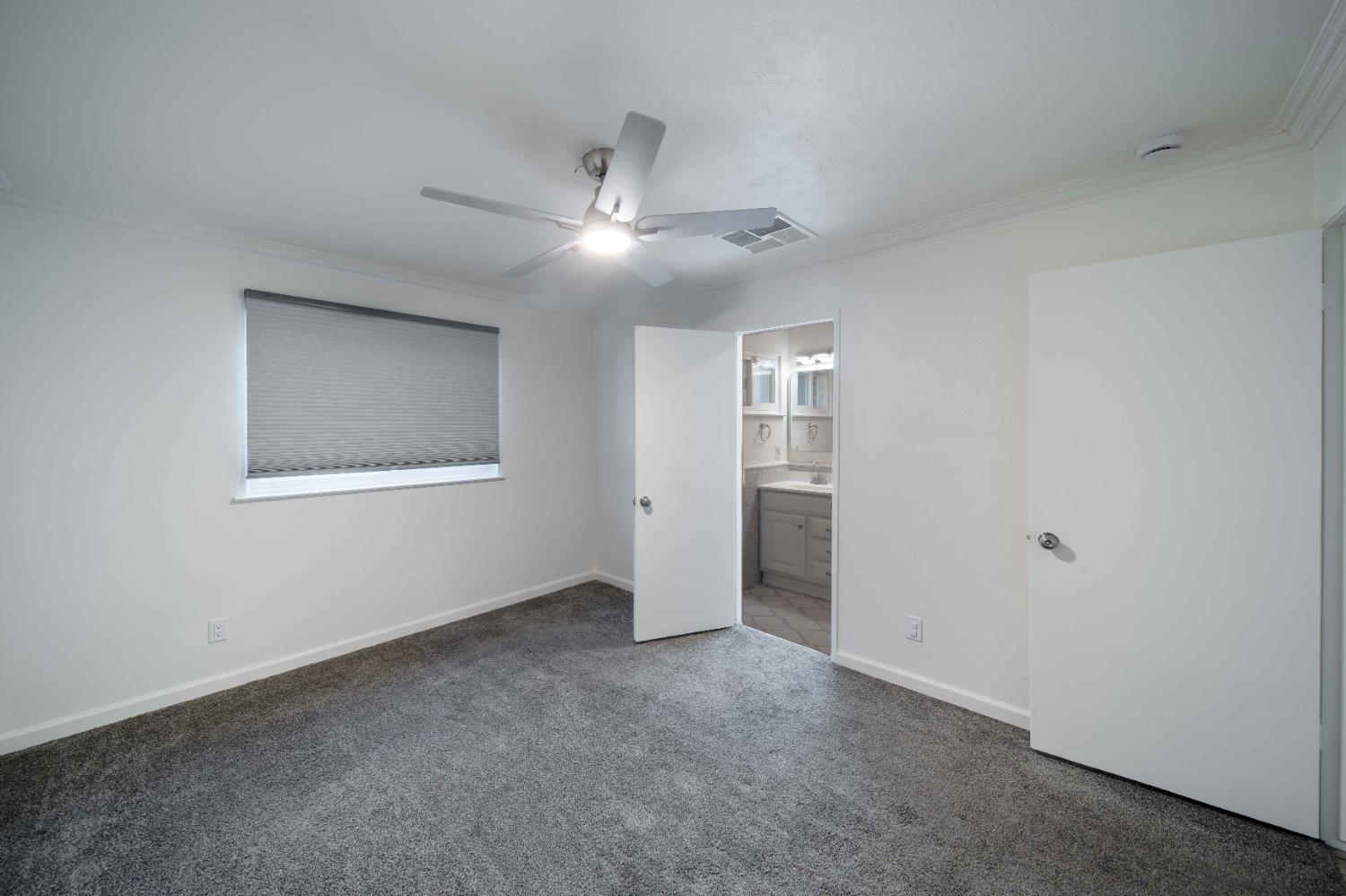 4421 N Woodrow Ave, Fresno, CA 93726