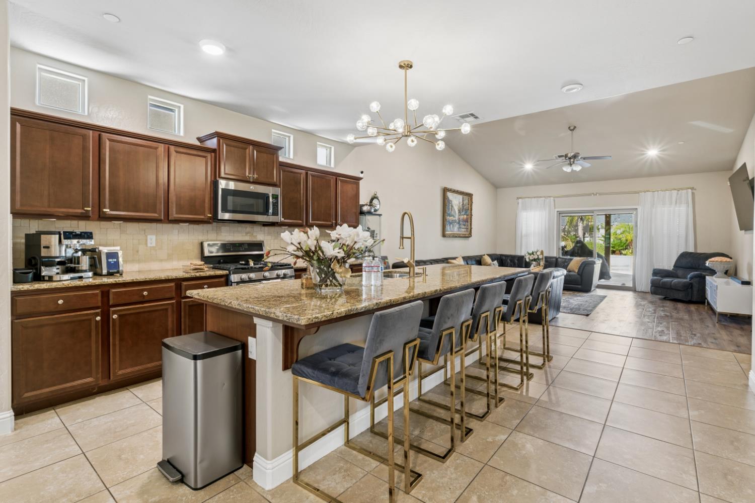 5239 N Bonta Ave, Fresno, CA 93723