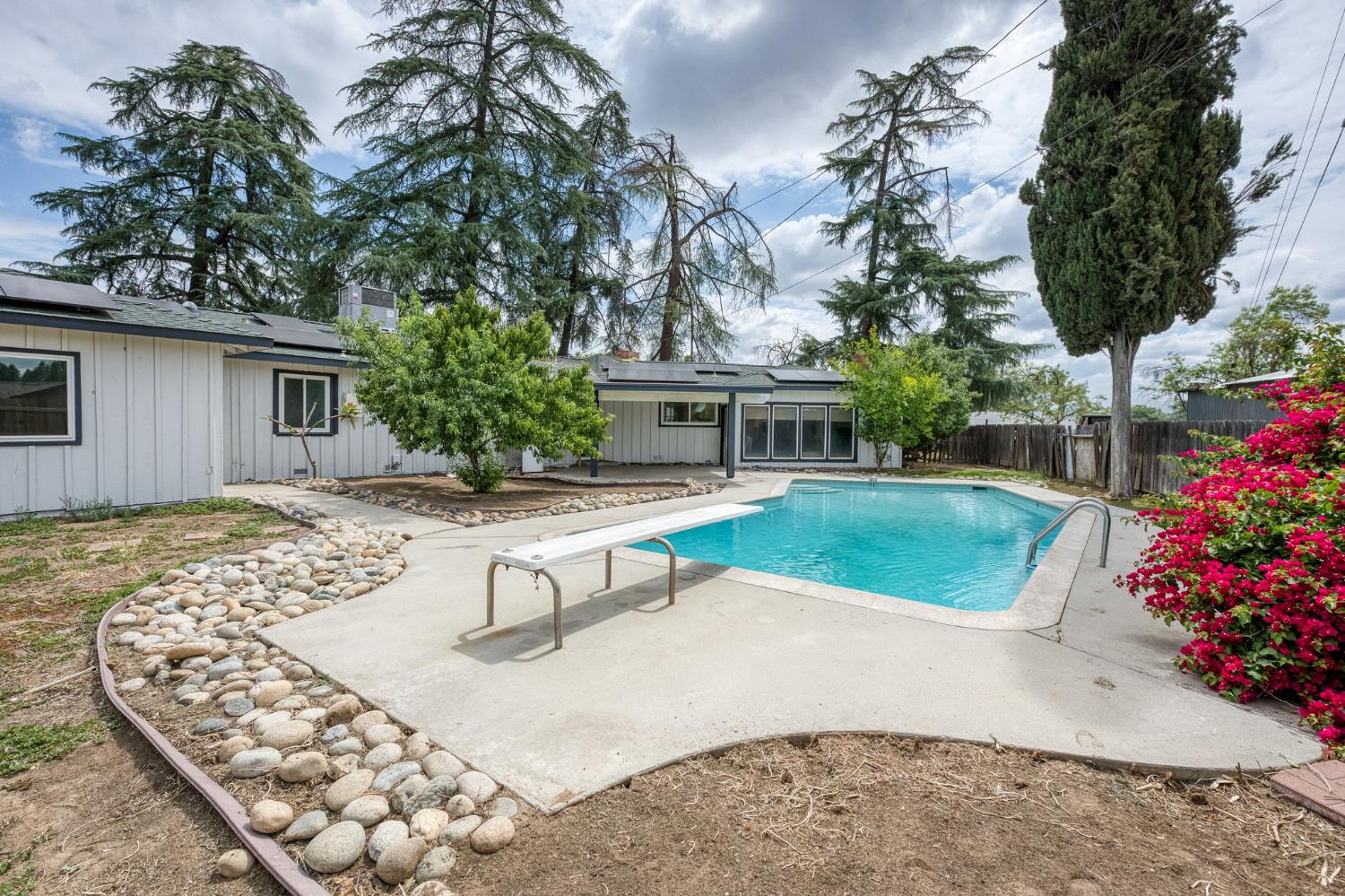 4205 Ralph Ln N, Fresno, CA 93727