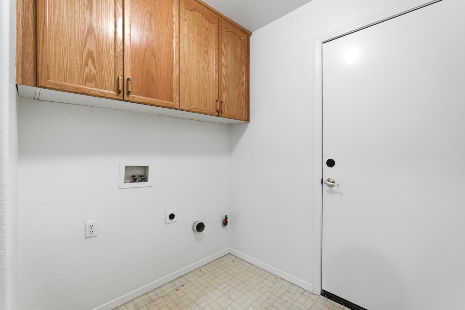1757 E Birch Avenue, Fresno, CA 93720