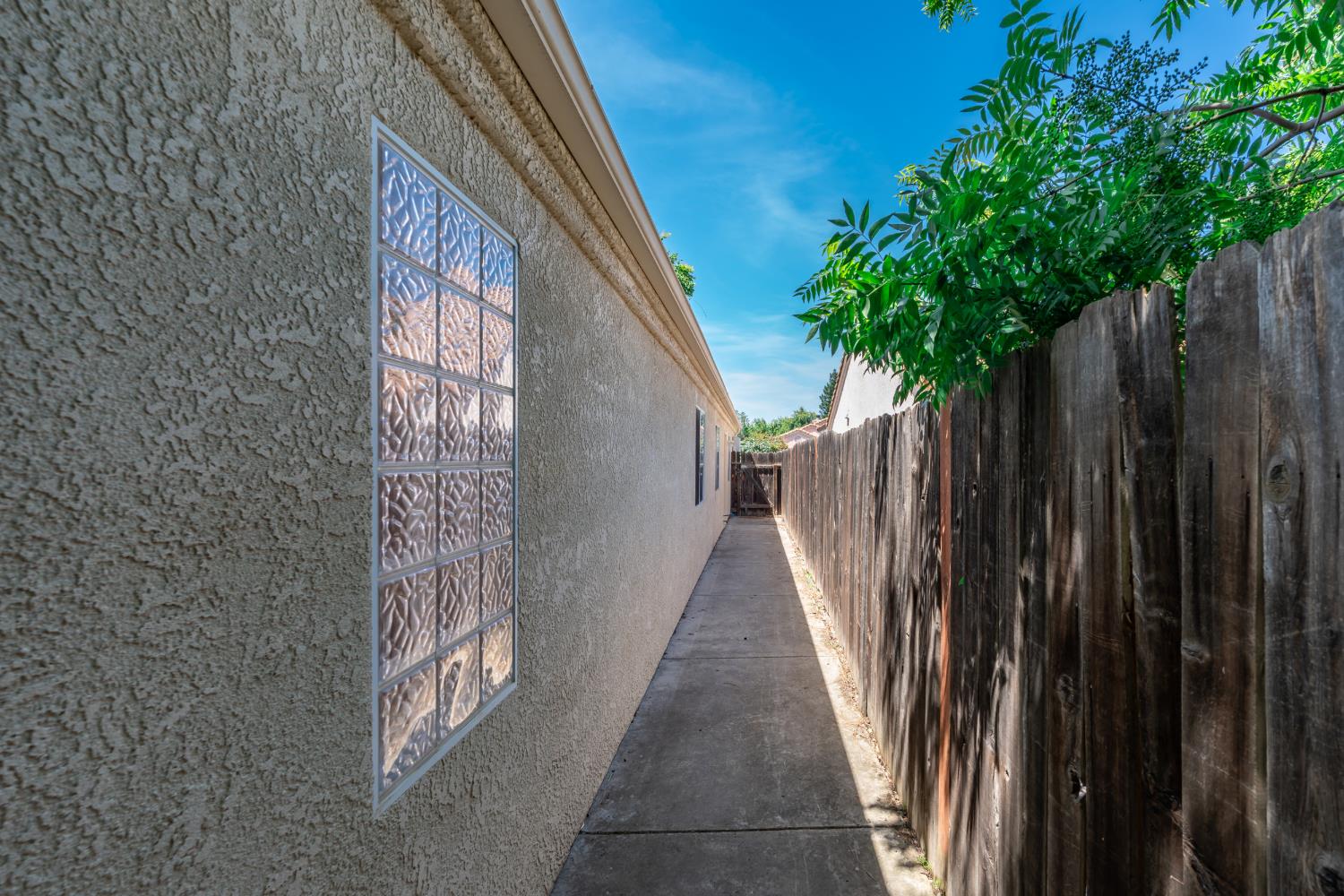 1757 E Birch Avenue, Fresno, CA 93720