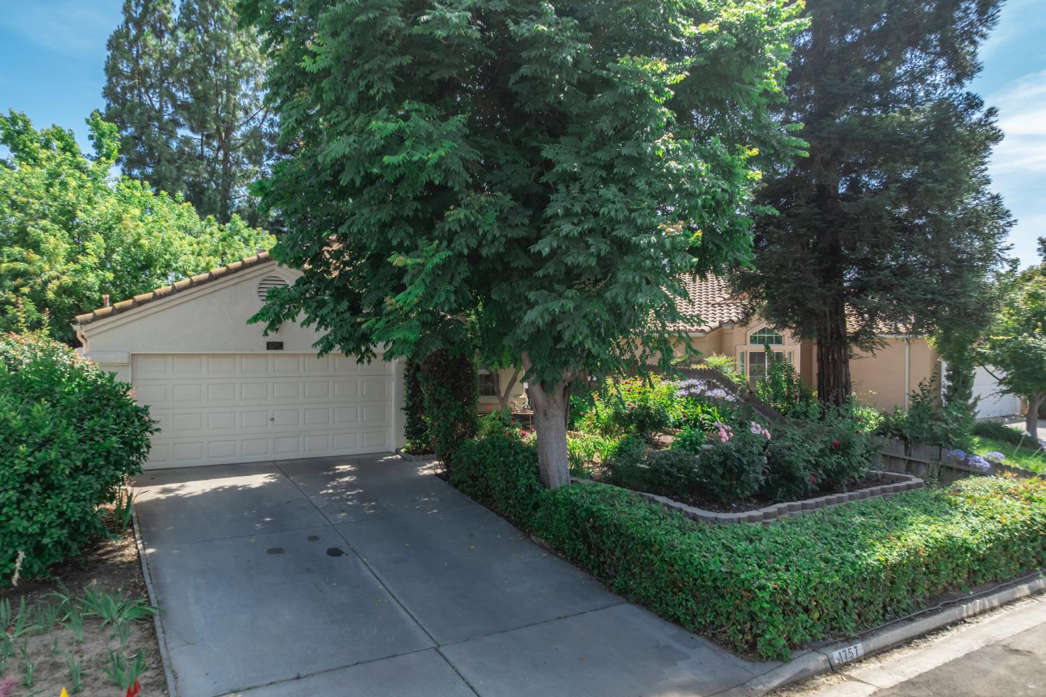 1757 E Birch Avenue, Fresno, CA 93720