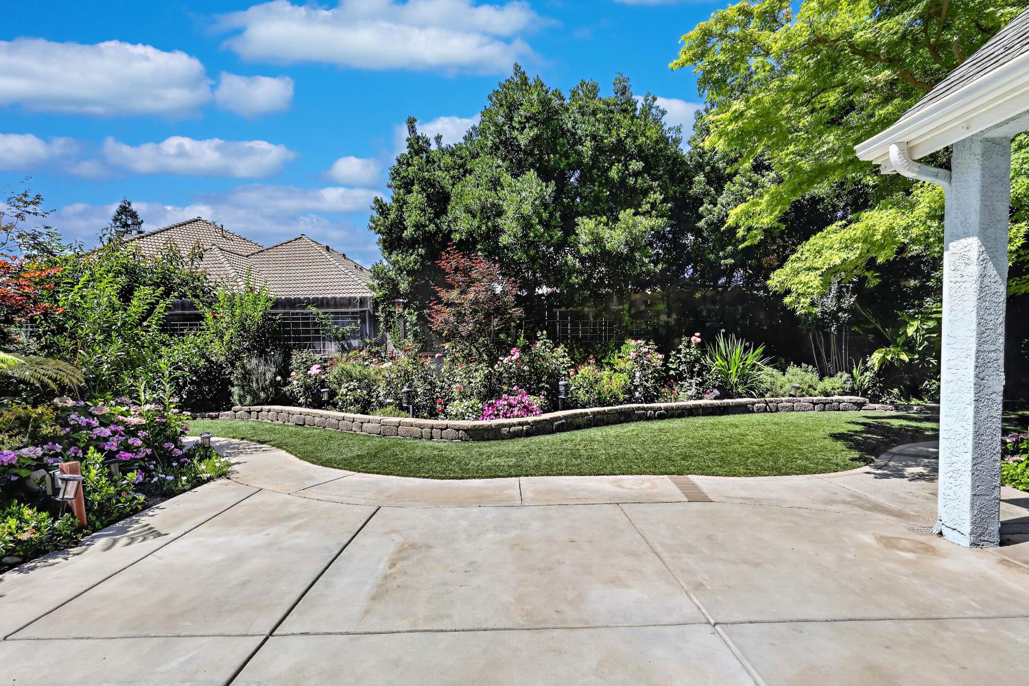 4926 W Pinedale Ave, Fresno, CA 93722
