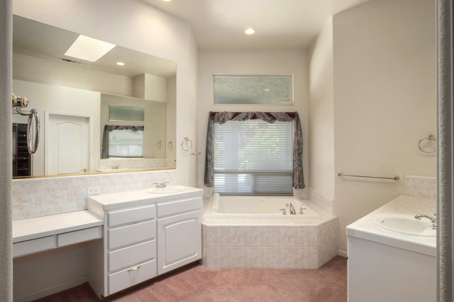6457 N Selland Ave, Fresno, CA 93711