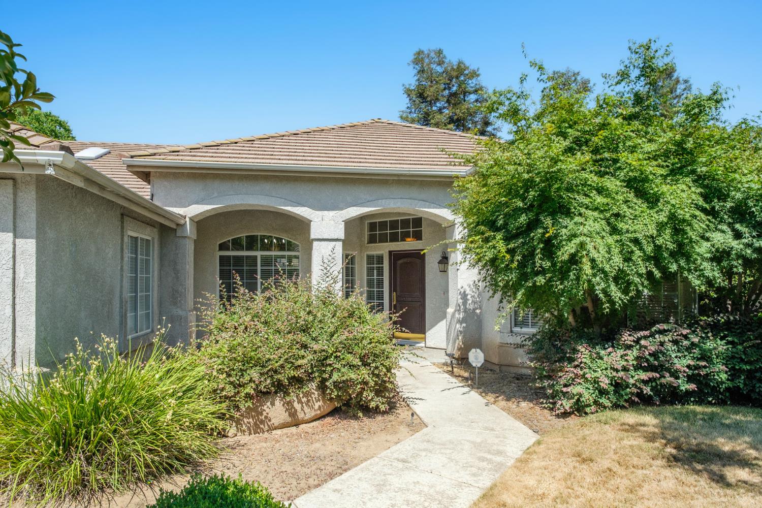 6457 N Selland Ave, Fresno, CA 93711