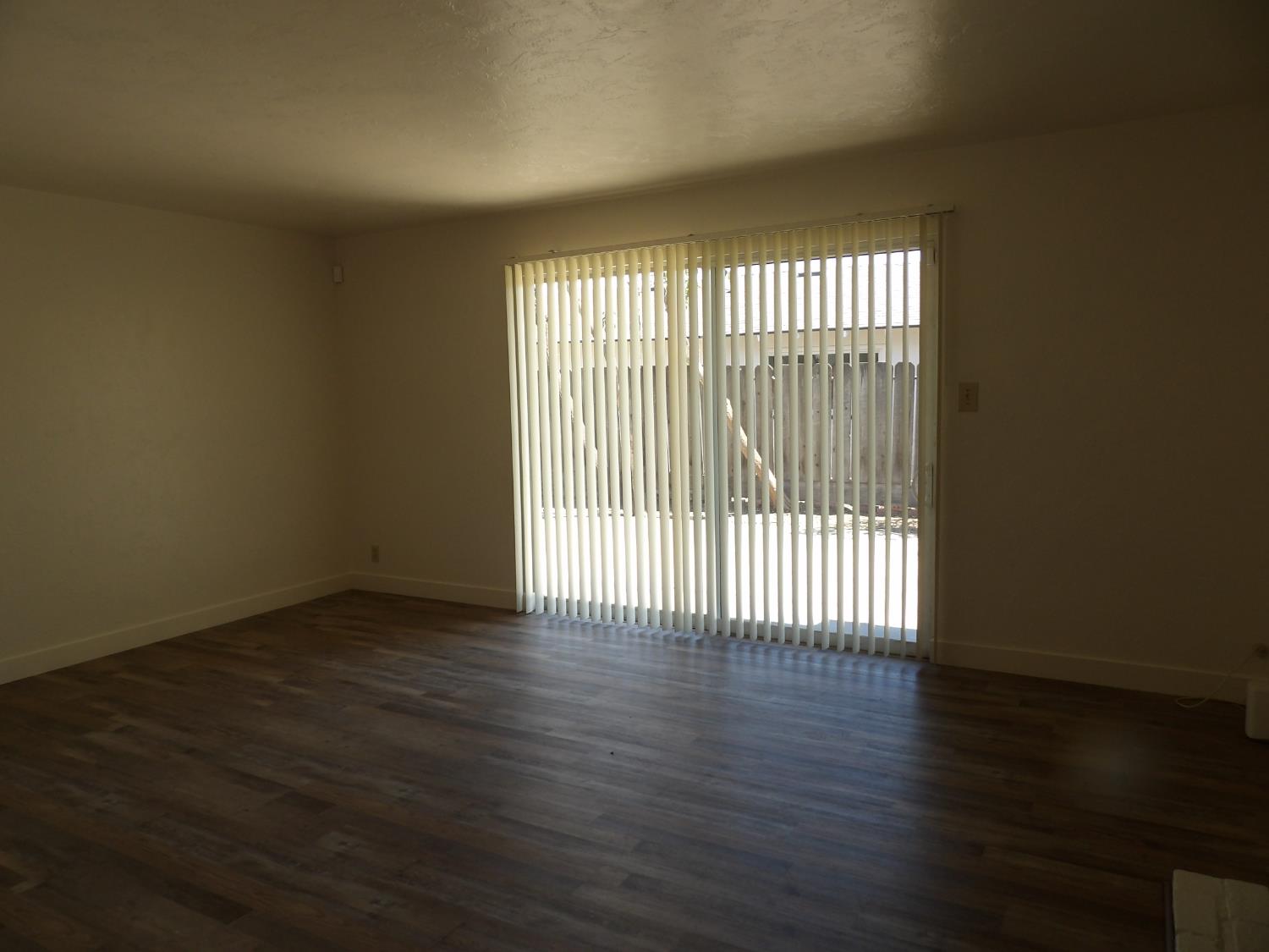 3724 E Griffith Way, Fresno, CA 93726
