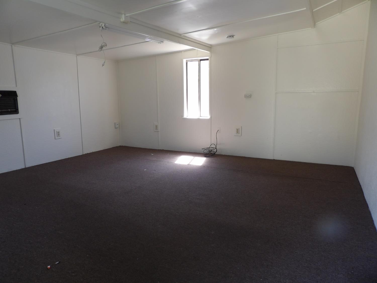 3724 E Griffith Way, Fresno, CA 93726