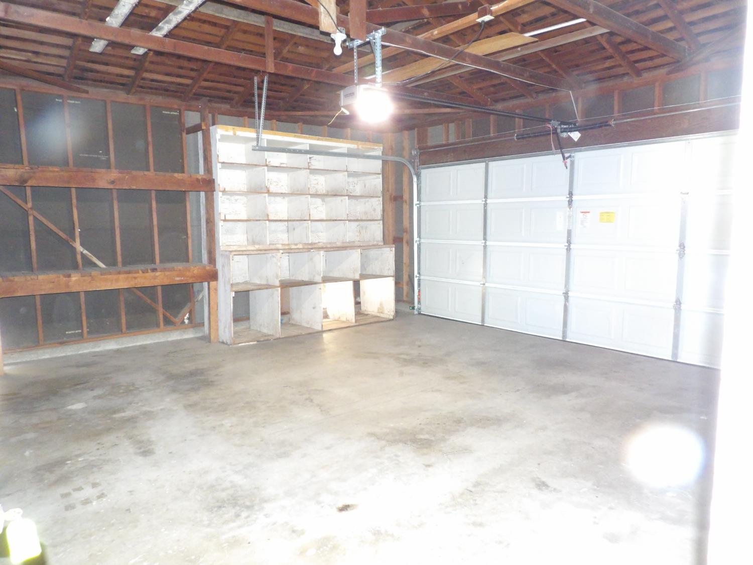3724 E Griffith Way, Fresno, CA 93726