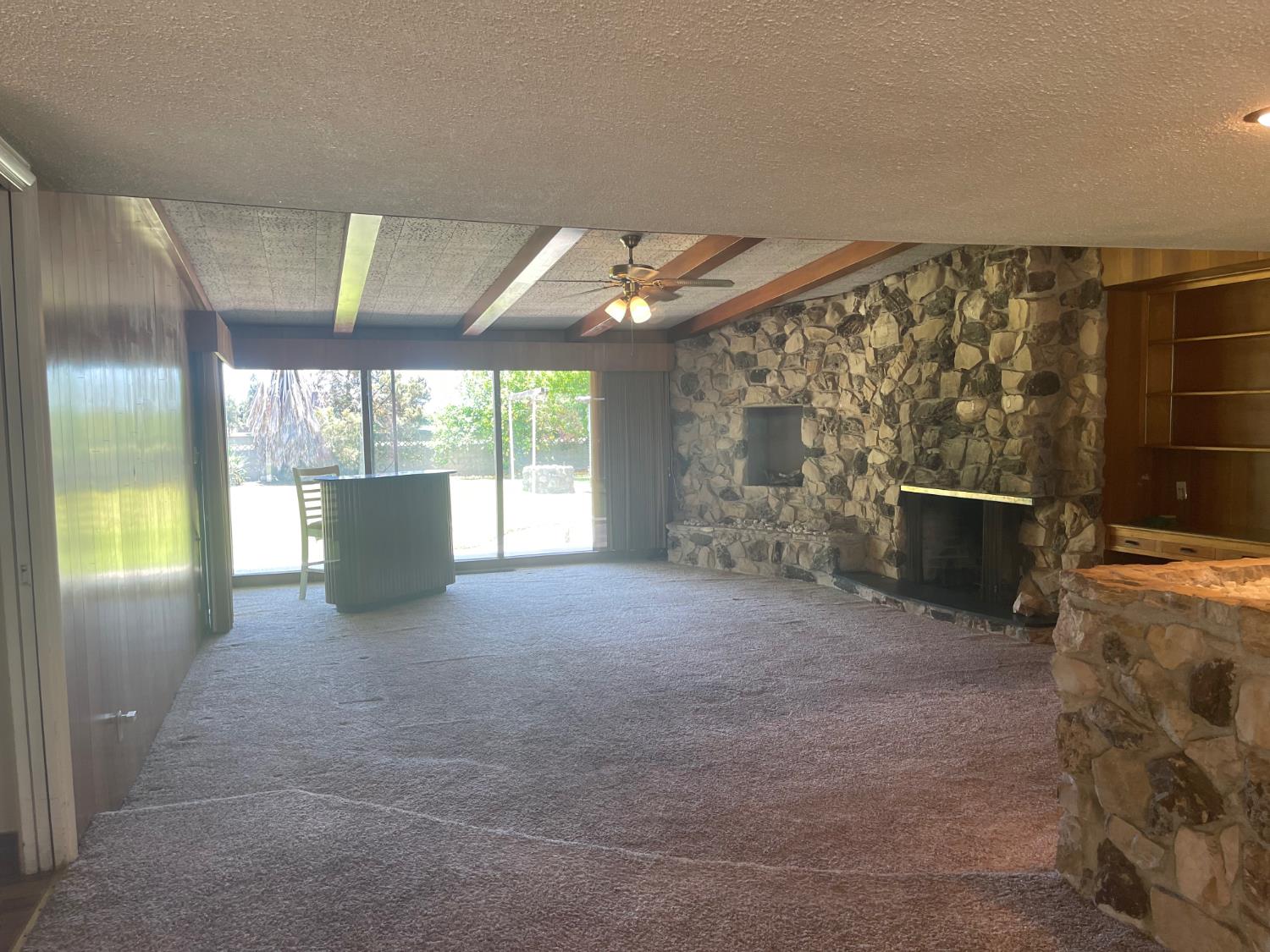 1111 W Kearney Blvd, Fresno, CA 93706