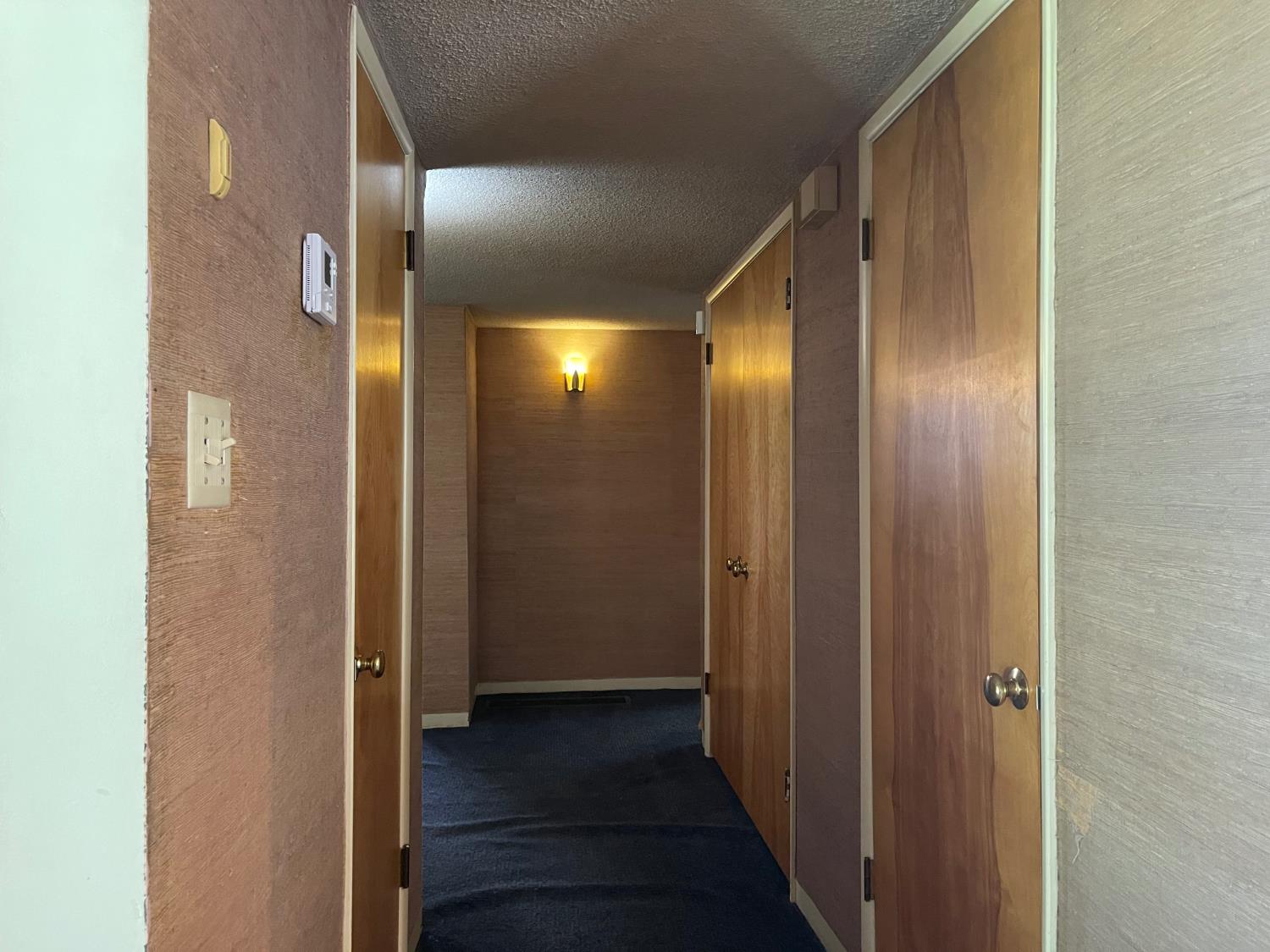 1111 W Kearney Blvd, Fresno, CA 93706