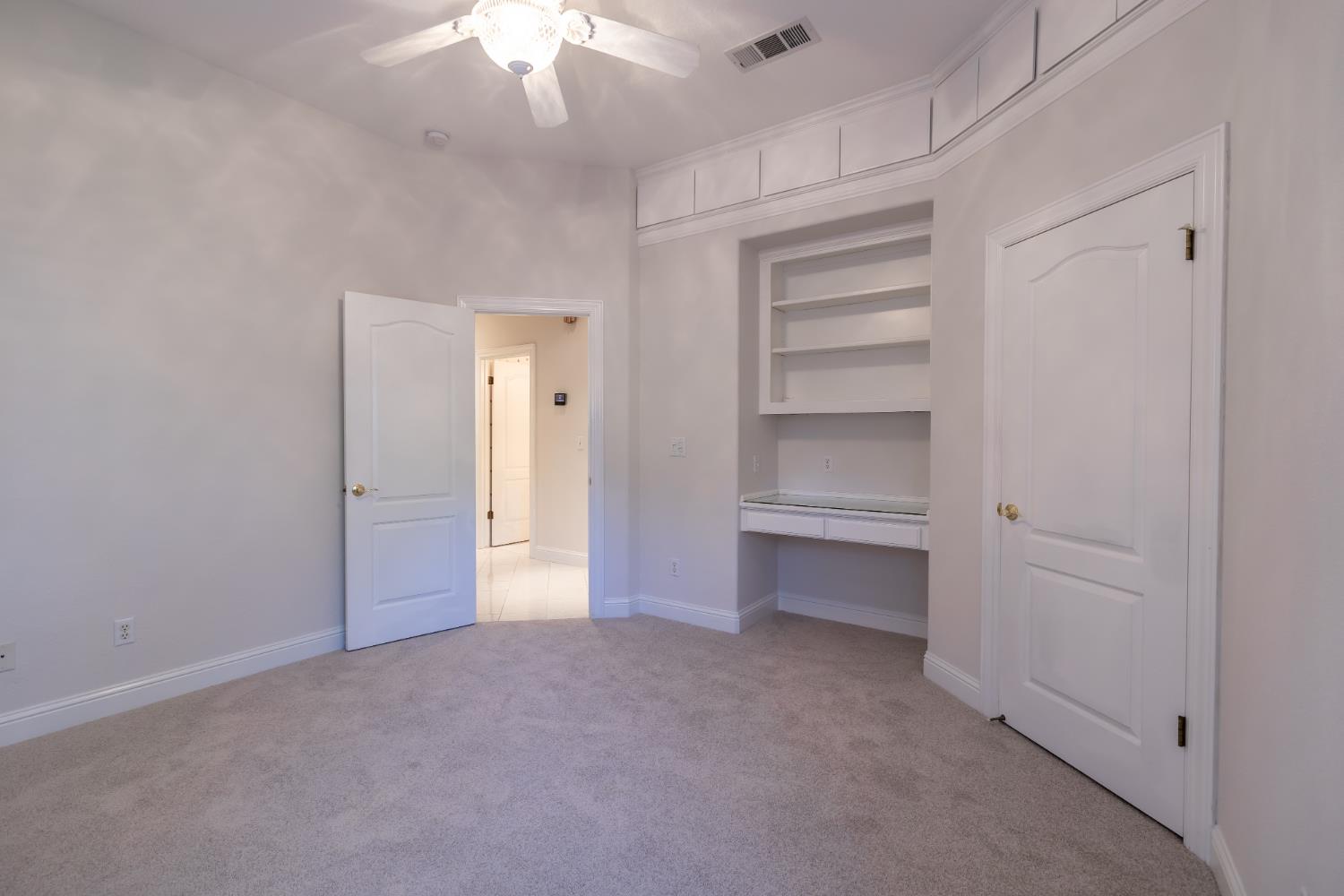 10235 N Rowell Ave, Fresno, CA 93730