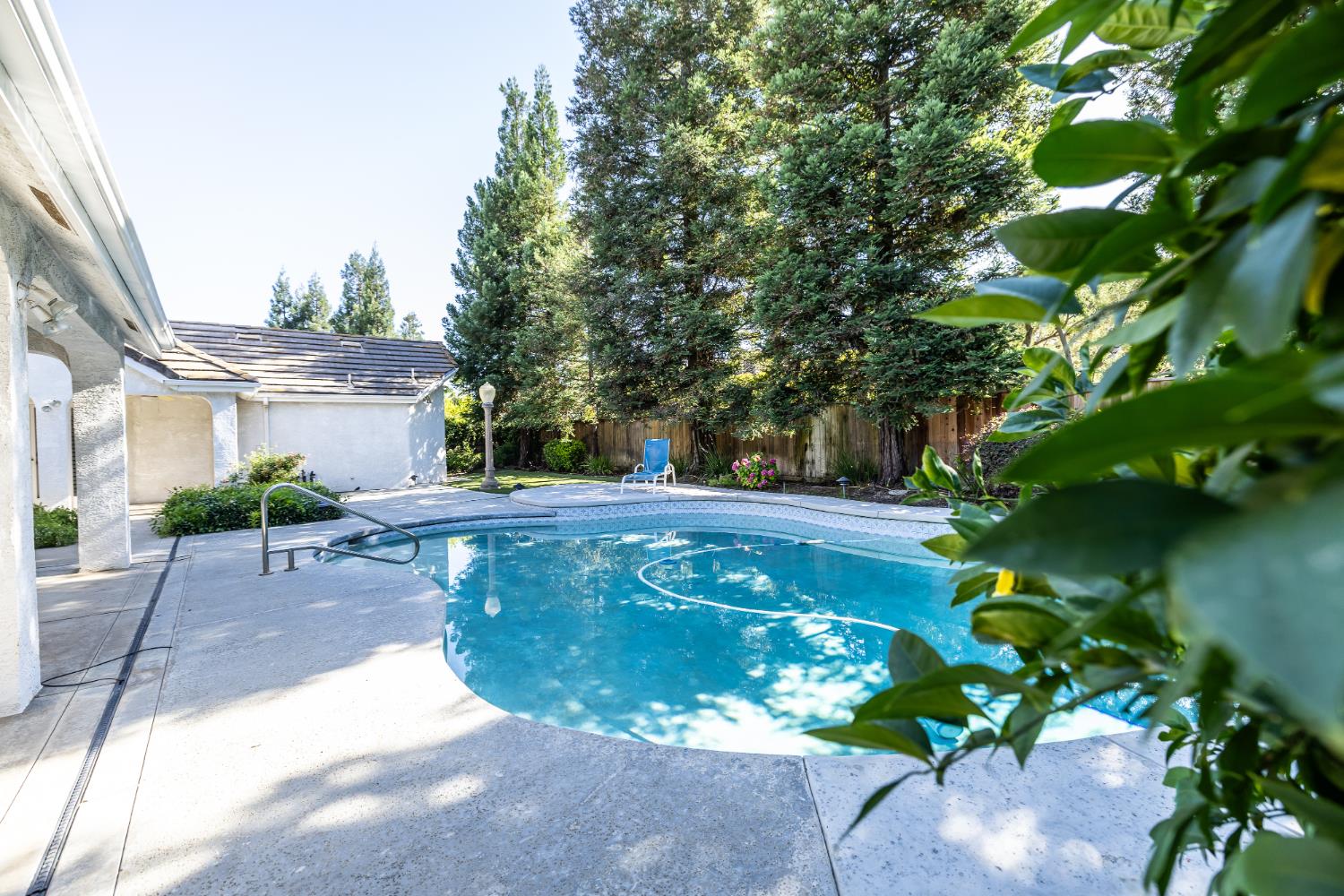 10235 N Rowell Ave, Fresno, CA 93730
