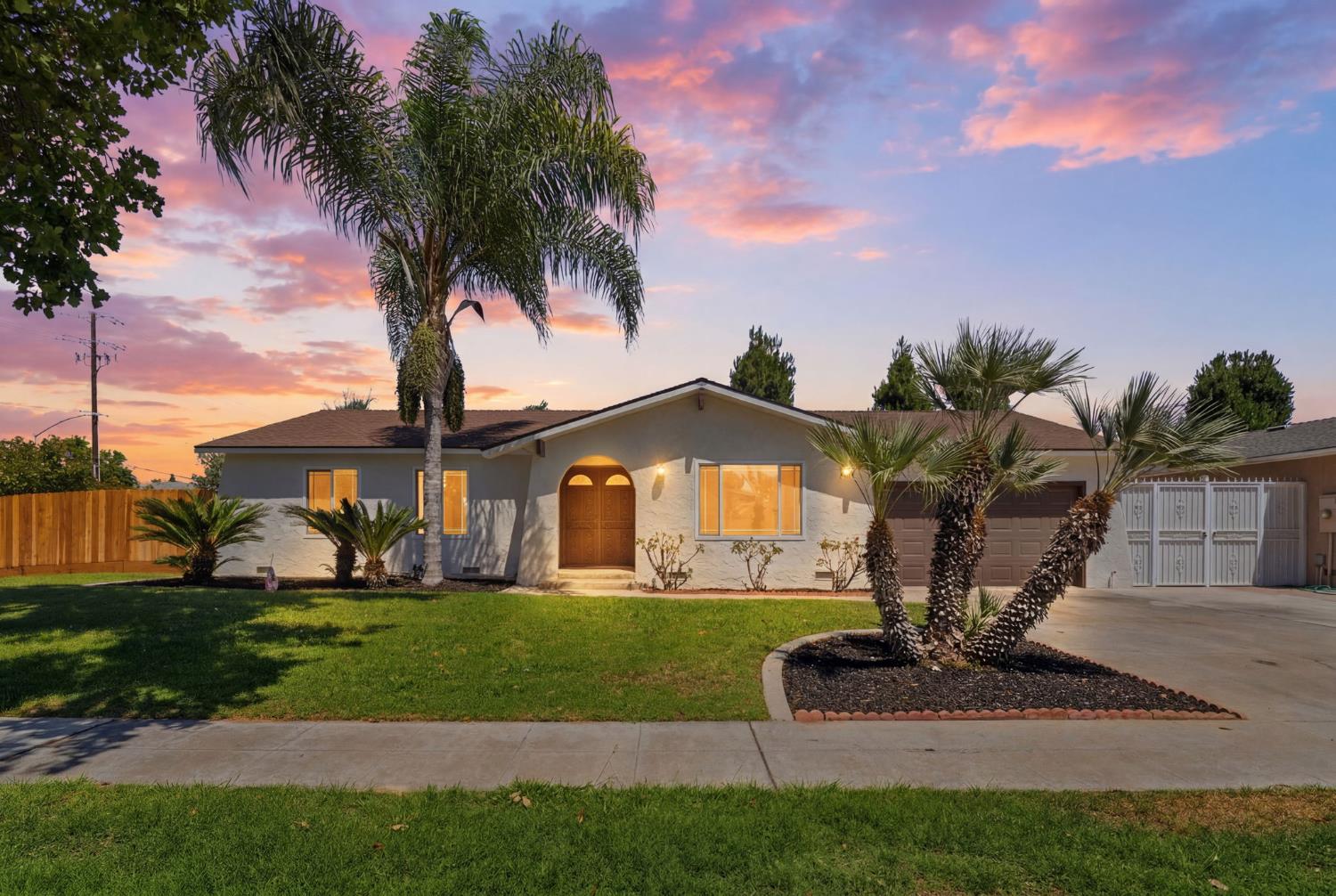 5786 N Lead Ave, Fresno, CA 93711