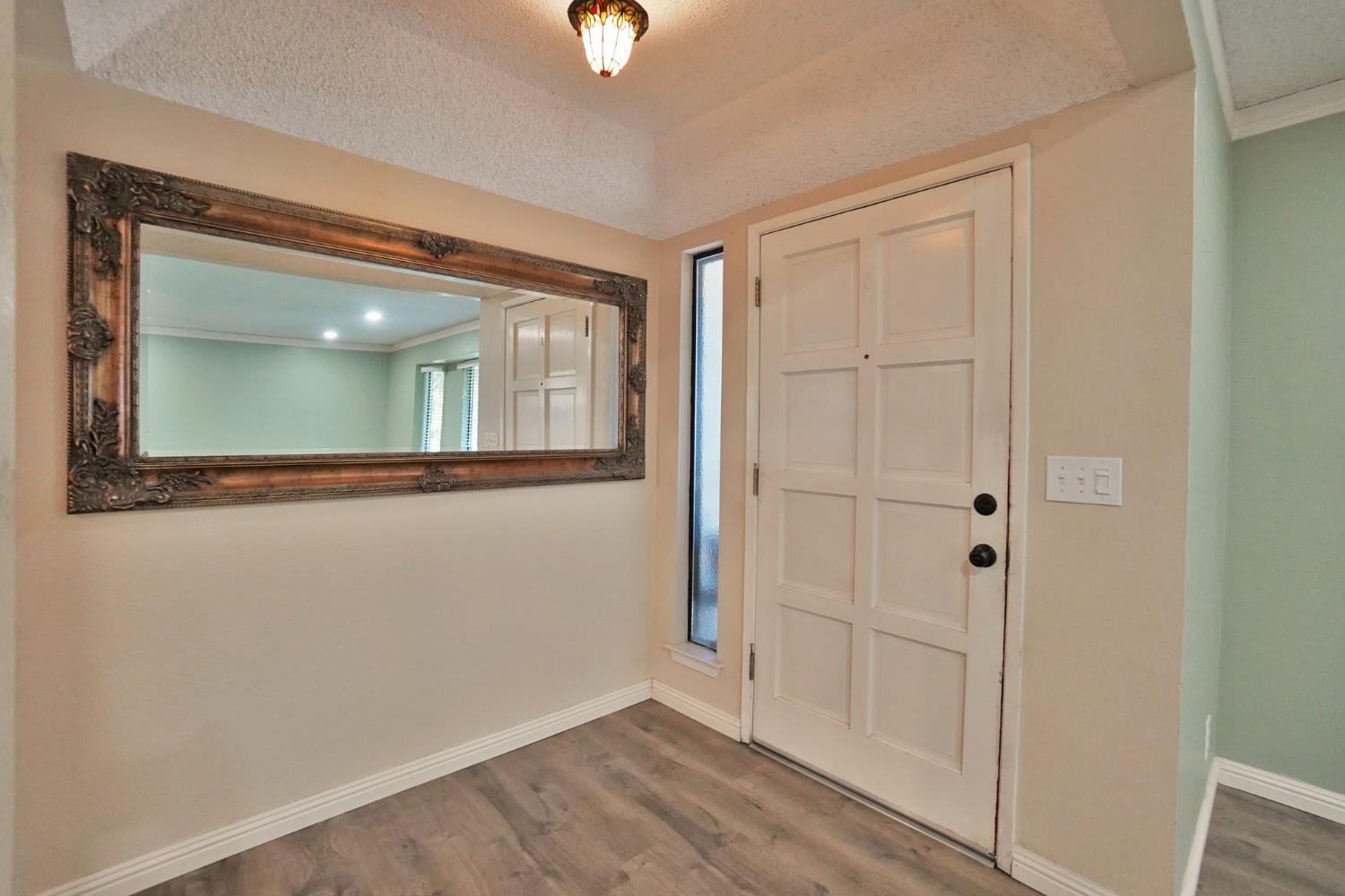 5823 E Washington Ave, Fresno, CA 93727