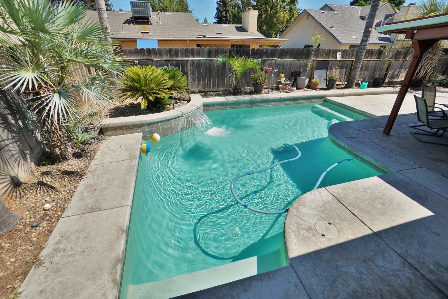 5823 E Washington Ave, Fresno, CA 93727
