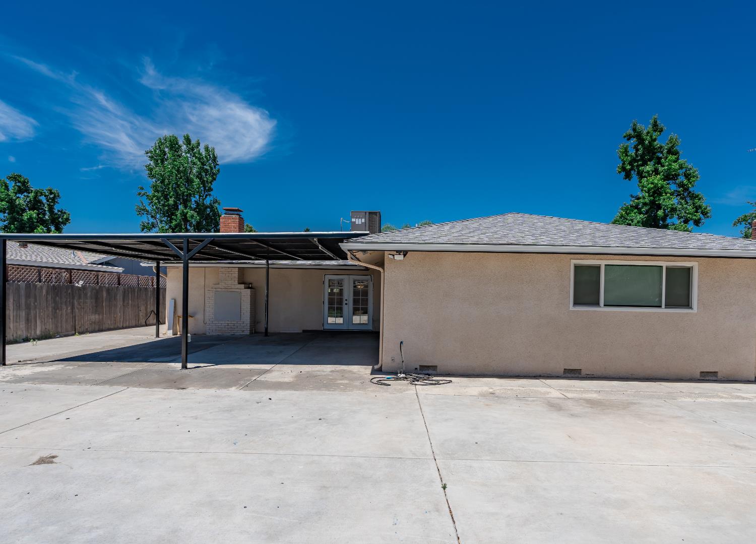 6552 N Augusta St, Fresno, CA 93710