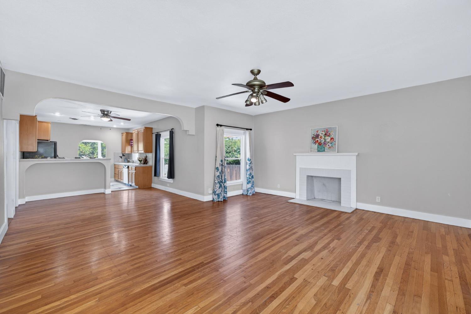 659 E Harvard Ave, Fresno, CA 93704
