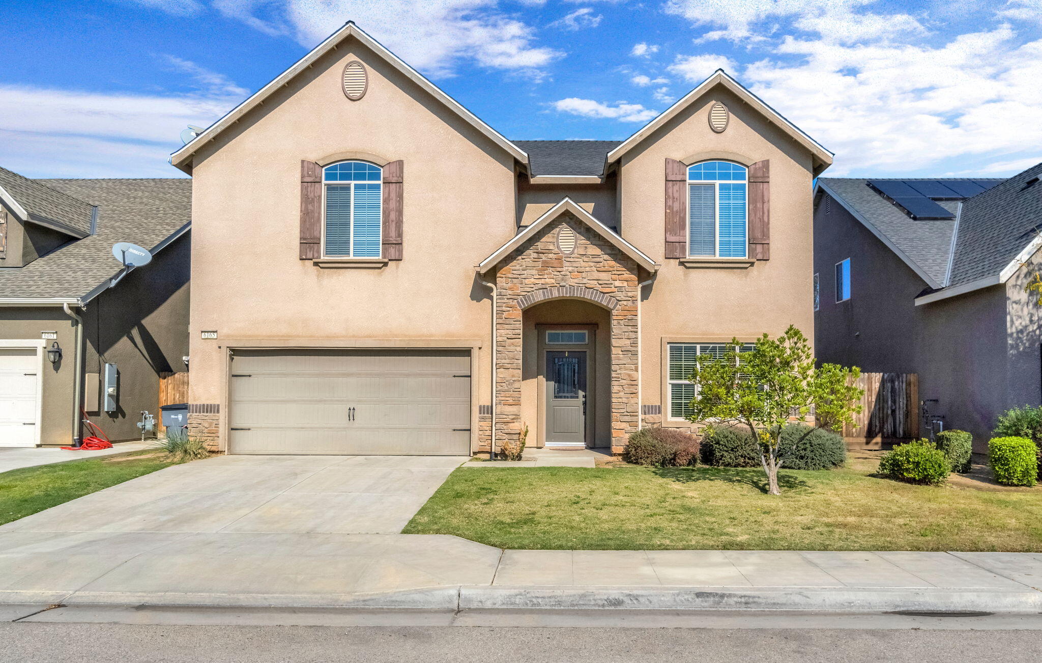 6165 E Farrin Ave, Fresno, CA 93727