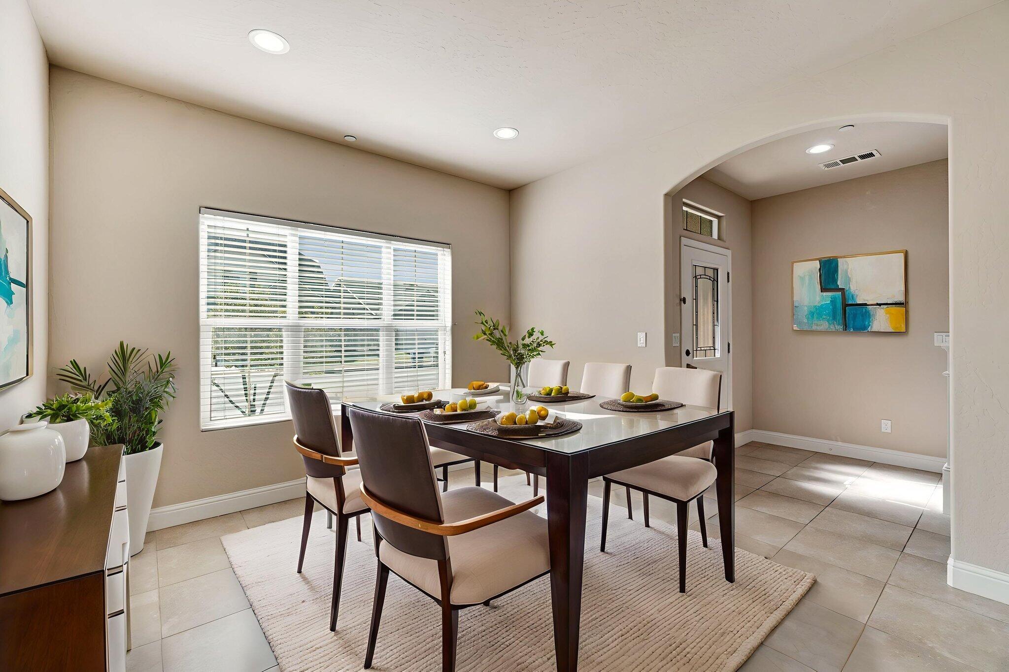 6165 E Farrin Ave, Fresno, CA 93727