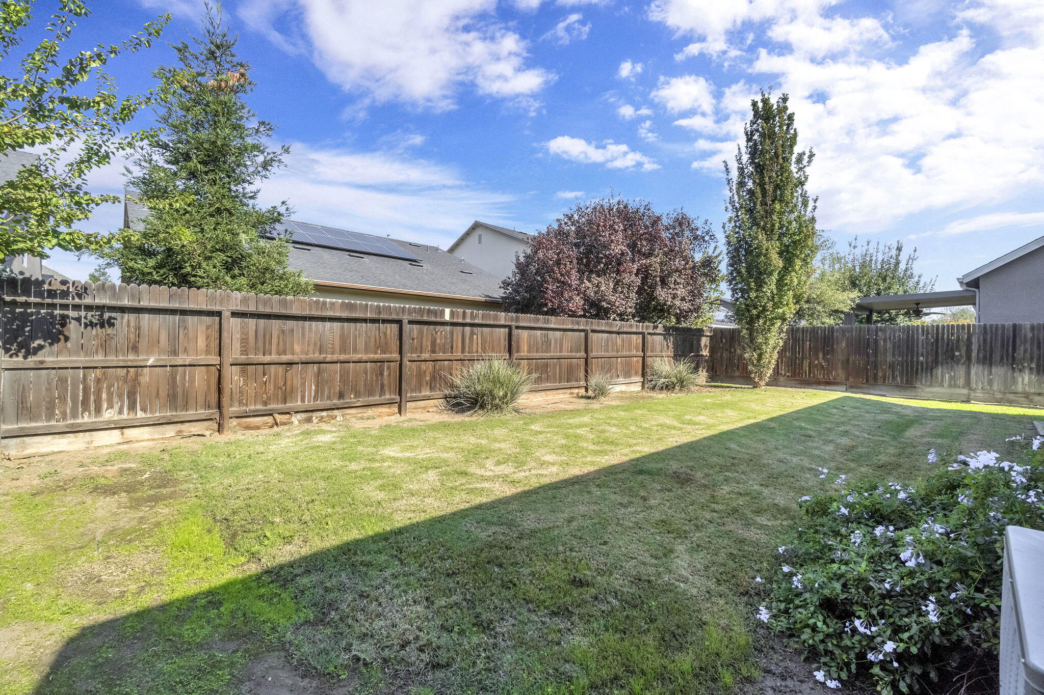 6165 E Farrin Ave, Fresno, CA 93727