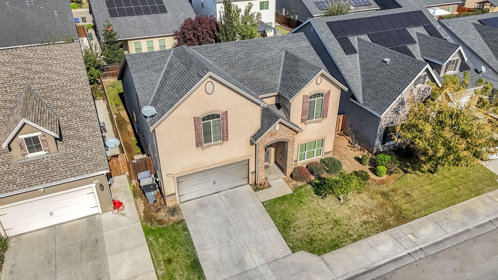 6165 E Farrin Ave, Fresno, CA 93727